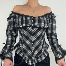 Load image into Gallery viewer, Black &amp; white tartan top
