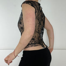 Load image into Gallery viewer, Black floral lace top
