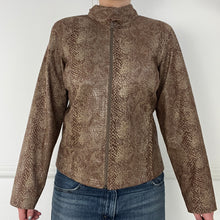 Load image into Gallery viewer, Brown animal print jacket
