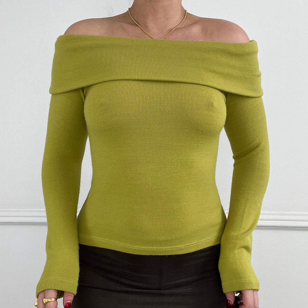 Green off-the-shoulder jumper