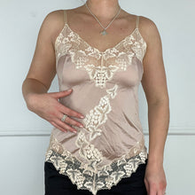 Load image into Gallery viewer, Fawn silk cami
