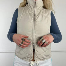 Load image into Gallery viewer, Beige gilet
